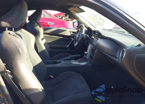 2013 Scion Fr-S из США, поврежденный, VIN JF1ZNAA15D2708928